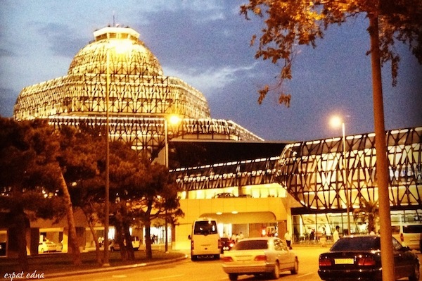 http://expatedna.com/wp-content/uploads/2012/11/Baku-airport-at-dusk.jpg