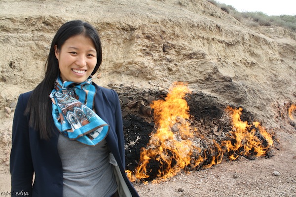 http://expatedna.com/wp-content/uploads/2012/12/who-wears-a-scarf-to-a-fire.jpg