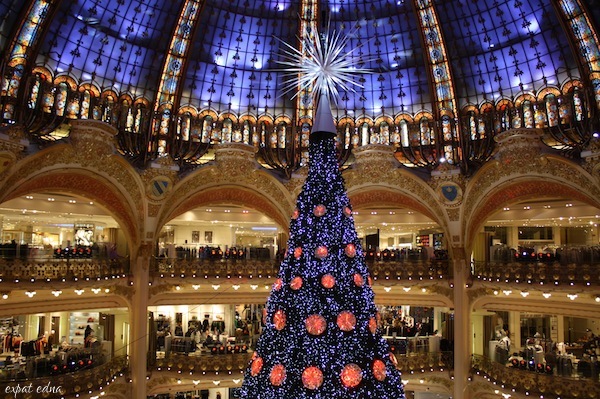 Swarovski tree from above at Galeries Lafeyette - Expat Edna