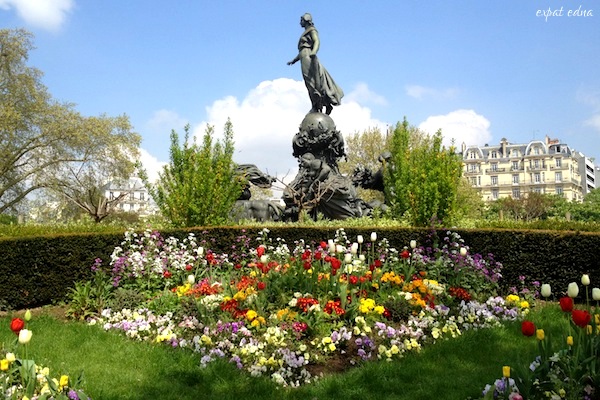 Photo essay: Paris in Bloom - Expat Edna